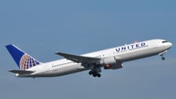 United flight returns midair after Bluetooth device name reportedly sparks security scare